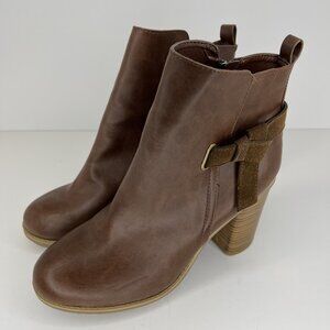 A+ Ellen Chestnut Brown Ankle Boots Womens Size 11 Block Heels Zippered Closure